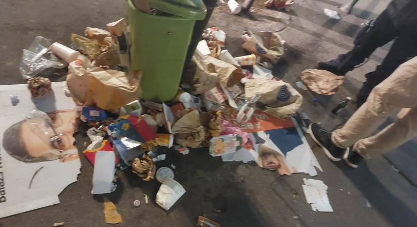 Fotók: ilyen állapotban hagyták maguk után a belvárost a begőzölt tiszások