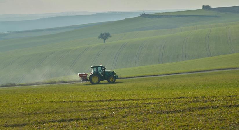 Banki szakértő: Készülj az őszre, mert lehet, hogy nem lesz műtrágya