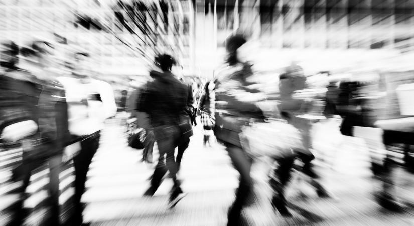 Kik vonulnak utcára Budapesten? Elemzés a Fidesz és a Tisza szimpatizánsainak készültségéről