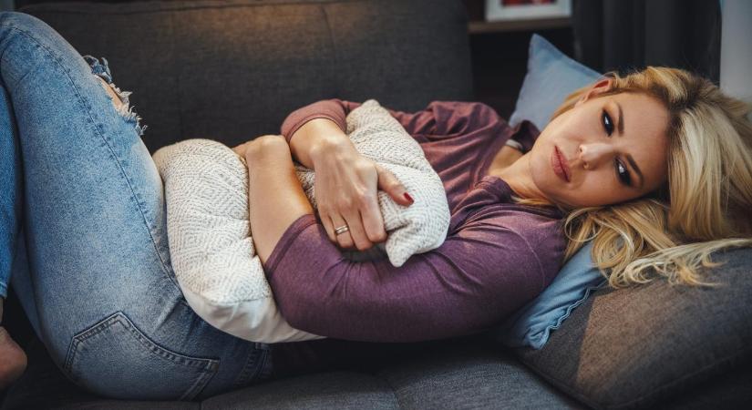 „Nem tudnád halkabban venni a levegőt?!” – Hogyan ne öljük meg a férjünket, mielőtt megjön a menstruációnk (vagy elmúlik)