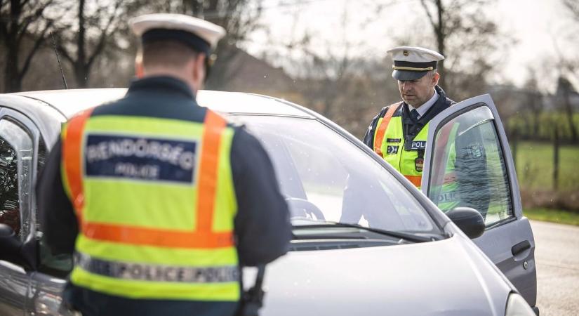 Országos razzia indul, a gyorshajtókra vadászik a rendőrség – nem véletlenül  fotók