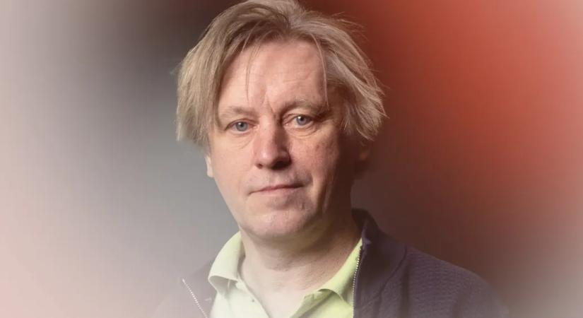 „már készülünk is a rendszerváltásra, de nem tudjuk előre, bőrönd lesz-e belőle vagy válltáska”