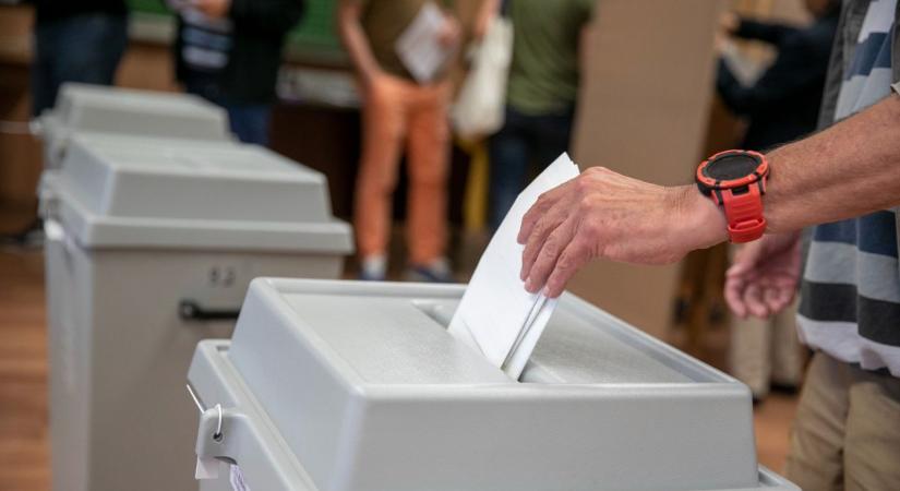 Erre figyeljen nagyon! A szavazóhelyiségből küldhetik haza, ha ezt nem viszi magával vasárnap