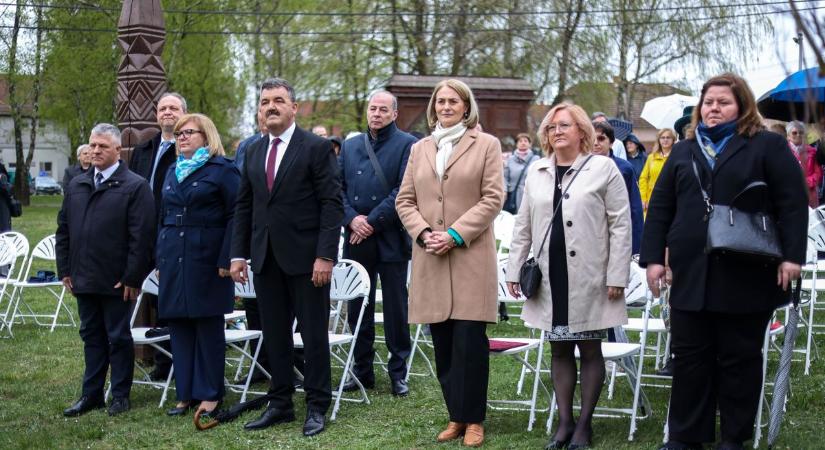 Egy közös történelmi trauma emlékezete (galéria)