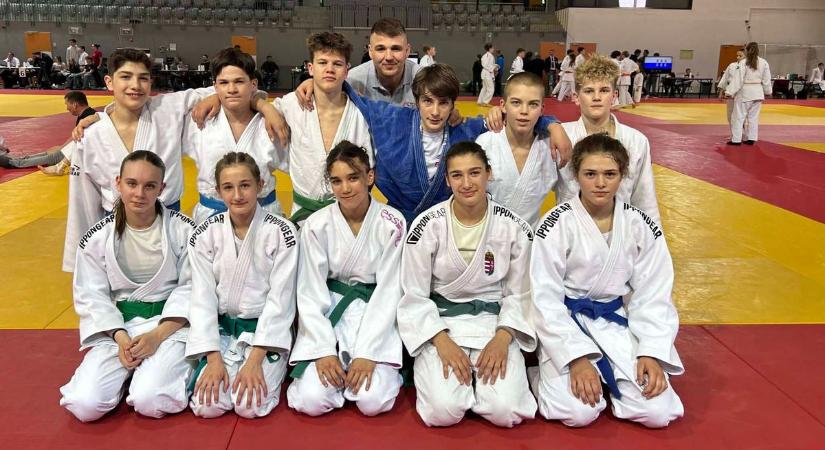 Tizennyolc éremmel zárták a diákolimpiát a Mogyi Bajai Judo Club versenyzői