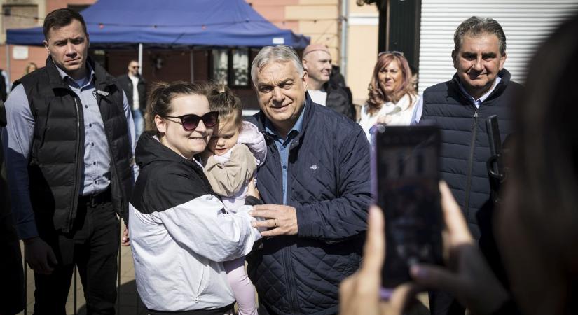 Ma van az egymillió kézfogás napja Orbán Viktorral – fotók, videók!