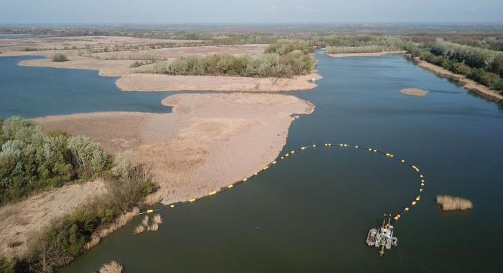 Augusztus végéig tart a mederkotrás a Tisza-tavon 