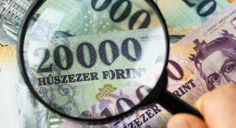 A forint is a kormányváltásra apellál?