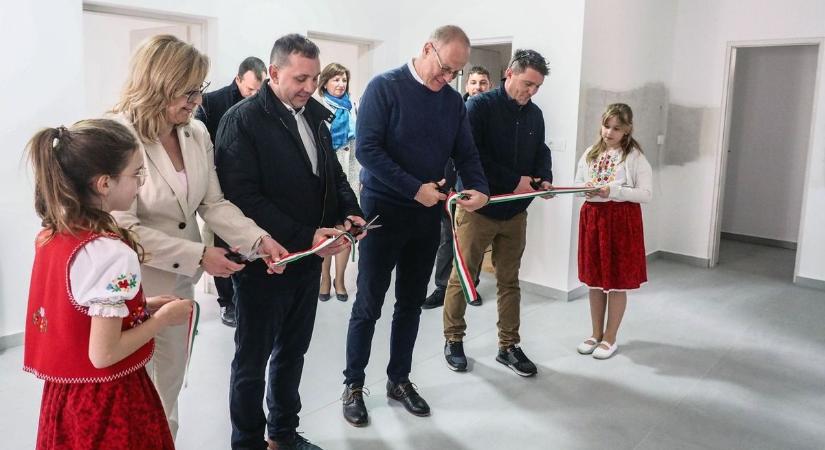 Jelentős fejlesztéseket adtak át Csabrendeken a járási program keretében (galéria)