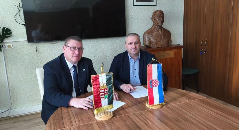 Közös magyar-horvát stratégia mentén zajlik a Dráva hajóút-kitűzése