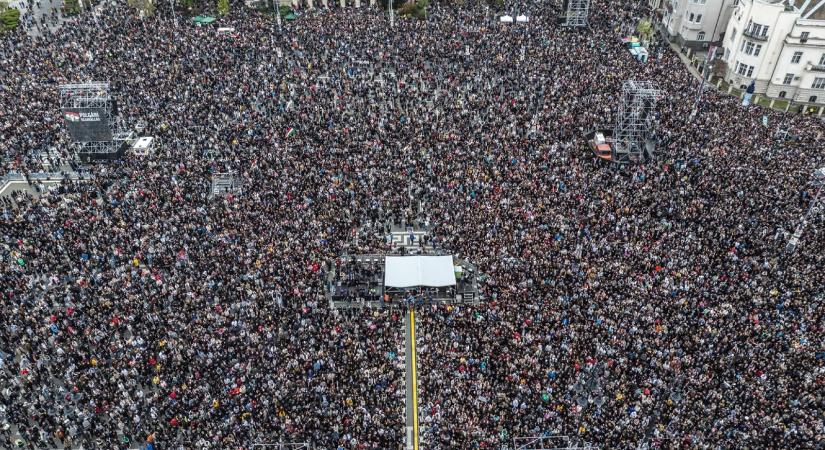Világhír lett a Rendszerbontó Nagykoncertből