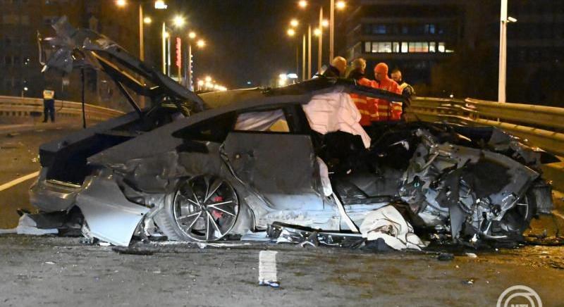 Óriási baleset Budapesten, ketten meghaltak