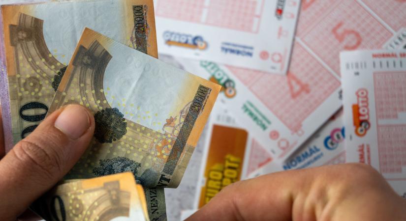 Ötöslottó nyeremény: ennyi ideig lehetne egy saját, magán „hadsereged” a pénzből