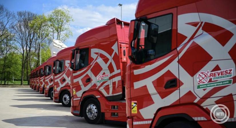 Száz új munkahelyet hoz létre a Révész Trans Kft. kapacitásbővítése Tiszaújvárosban és Kazincbarcikán