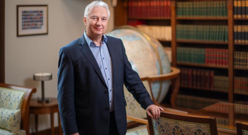 Mi vagyunk a bot a küllők között – Interjú Semjén Zsolttal