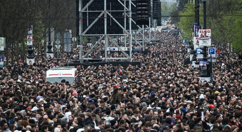 Eckü arról, hogy Gulyás Gergely fejére rakta volna a heréjét: A választási őrület túlcsúszott bennem tegnap, ne haragudjatok!