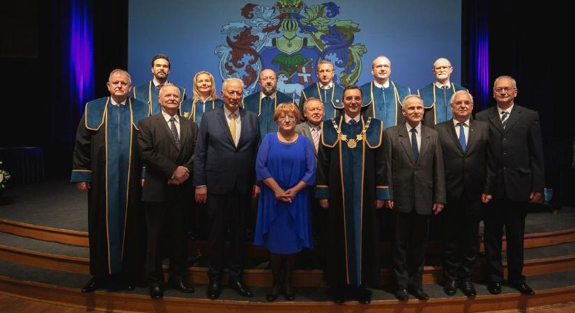 Kiosztották Debrecen díjait, őket ismerték el a város napján – fotókkal!
