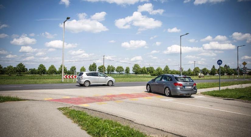 Te kinek adnál elsőbbséget egy egyenrangú kereszteződésben? – ezt a tesztet sokan elrontják