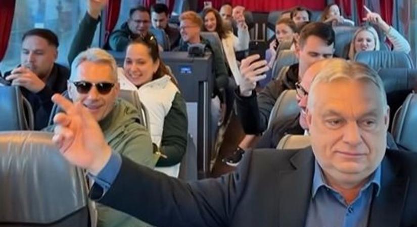 Tarol a Fidesz-busz: Orbán Viktor megint ügyesebbnek bizonyult Magyar Péternél
