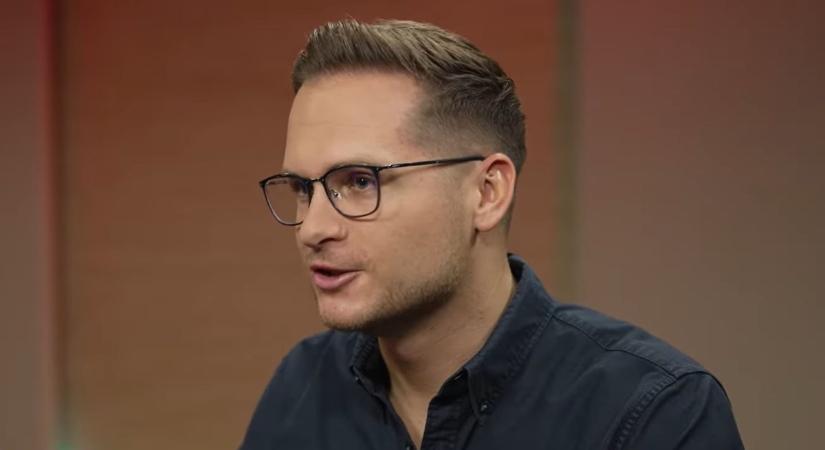 Deák Dániel: Tarol a Fidesz-busz és Orbán Viktor