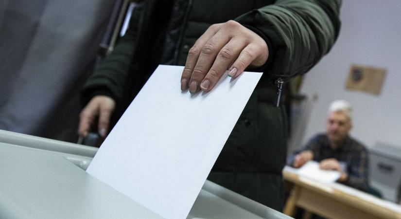 Választási botrány Fejérben? Kirúgással fenyegetik a dolgozókat, ha nem a Tiszára szavaznak!