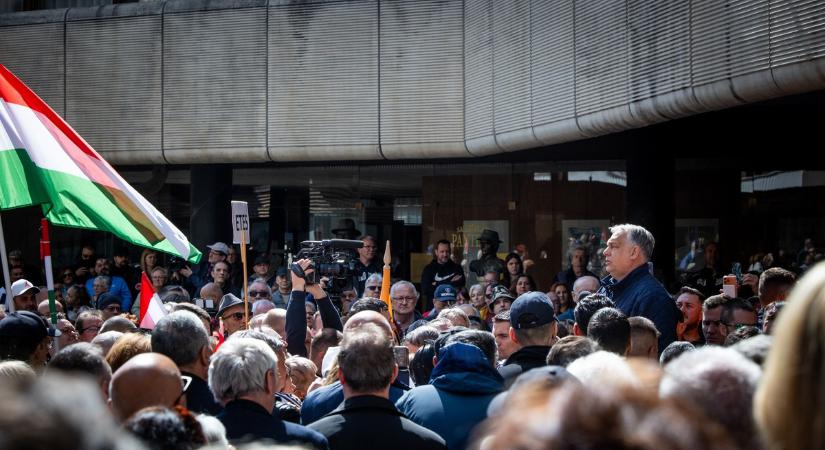 Szijjártó Péter: Ha egy kézfogás egy szavazat...