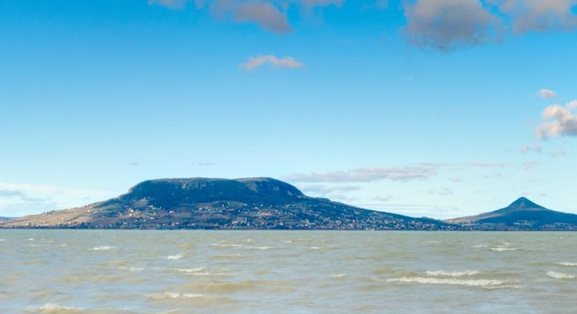 Miért nem változik a Balaton vízállása?