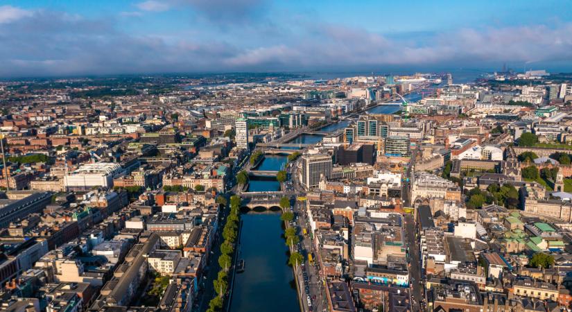 Több száz benzinkút maradt üzemanyag nélkül egy európai országban, bevetették a rendőrséget a tüntetők ellen