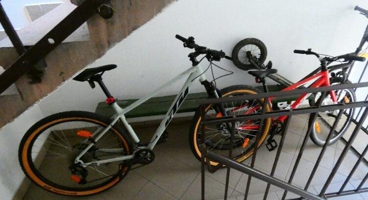 Kereket oldottak a tolvajok