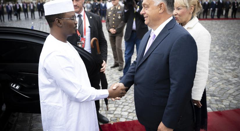 A csádi elnök három éve levélben kérte Orbánt, hogy küldjön magyar katonákat