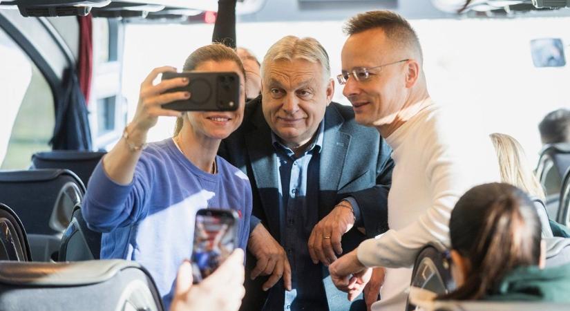 Ez történik, amikor egy ellenzéki szavazó kér közös képet Szijjártó Pétertől (VIDEÓ)