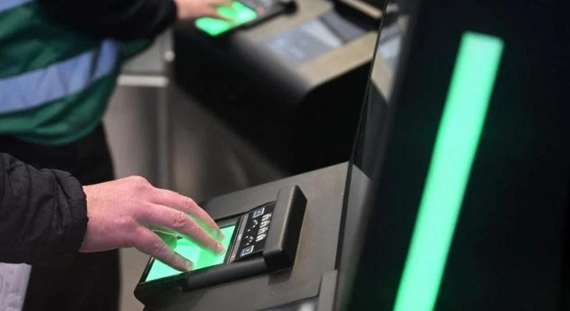 Az új beléptető/kiléptető rendszer teljes mértékben működésbe lépett az EU határain