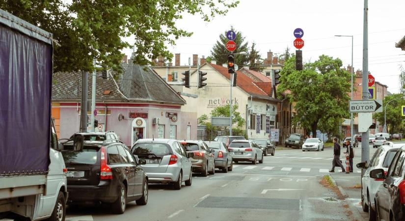 Sokan nem tudják, kinek van elsőbbsége egy egyenrangú kereszteződésben