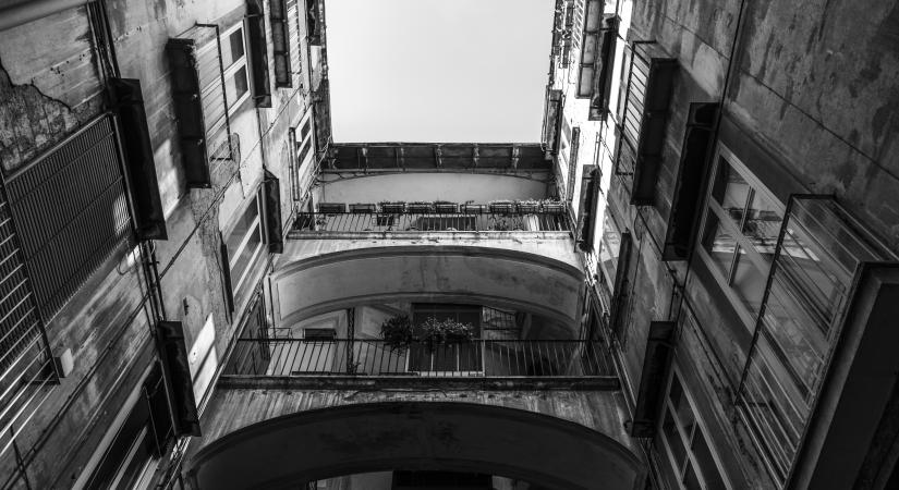 Lackfi János: Kilel a hideg