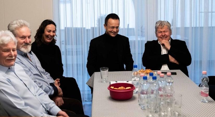 Megvolt mind a 84 – Süli János ennyi szóbafórumot tartott