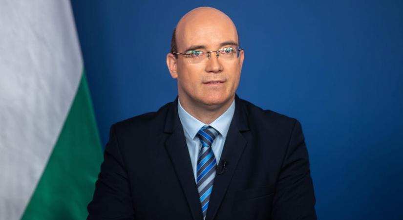 Maruzsa Zoltán: „Vannak feketeöves kritikusok, akik mindig csak lehorják, de nincs igazuk, a magyar oktatás igenis jól teljesít”