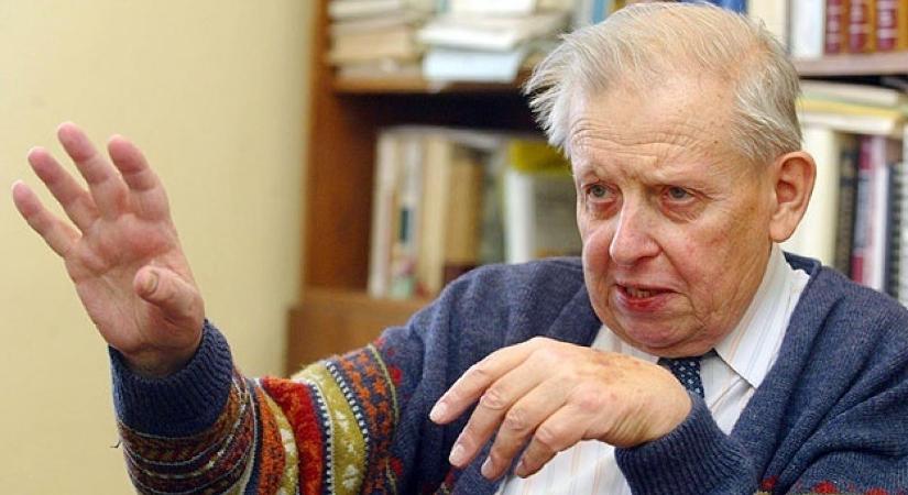 „Kelet-Európa” robotosa