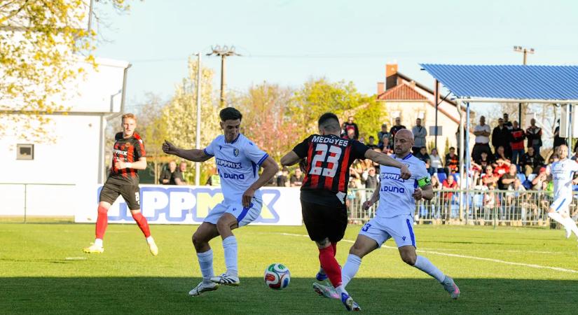 Fölényes tiszakécskei győzelem Ajkán