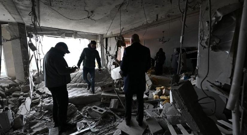 A biztos halállal tartják egyenértékűnek a fiatalok a belengetett kötelező sorkatonaságot