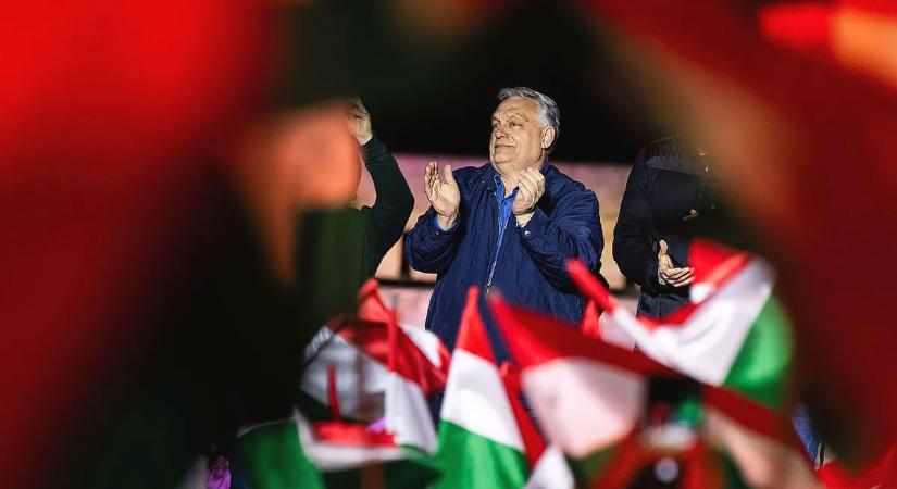 Rég nem látott tömeg a Szentháromság téren, Orbán Viktor is elmondta erről a véleményét