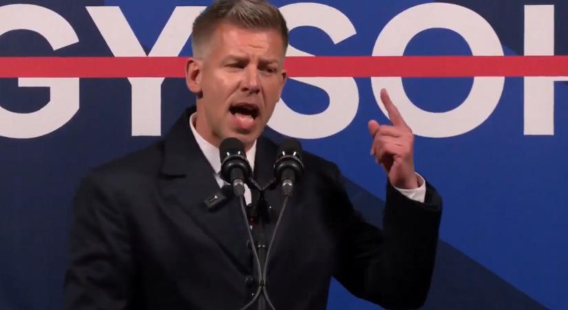 Magyar: Hamis zászlós műveletekkel készül a Fidesz vasárnapra