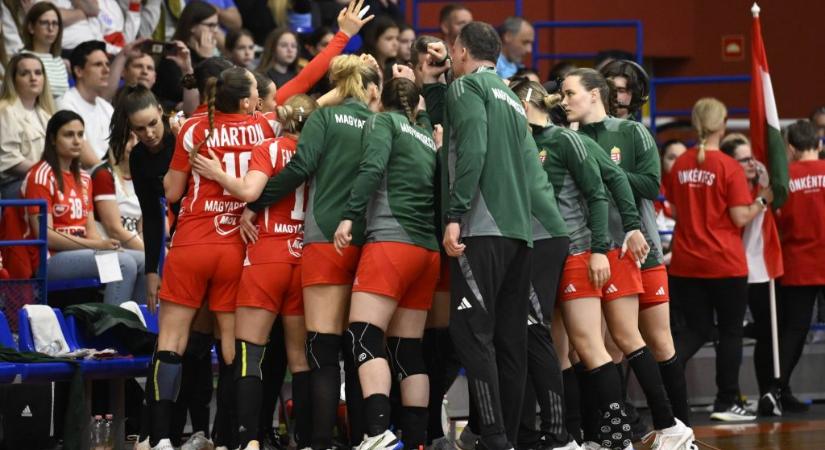 Leszedte a mezt az ellenfélről a magyar női kézis