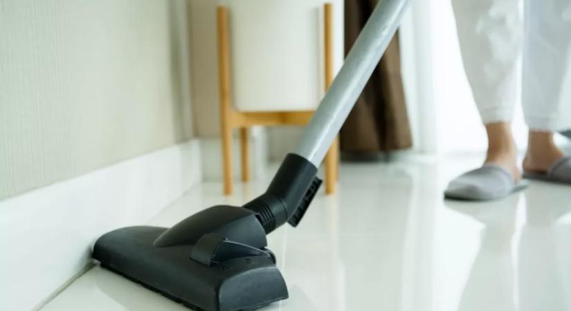 Vigyázz: ha így használod a porszívót, áramütés is lehet a vége