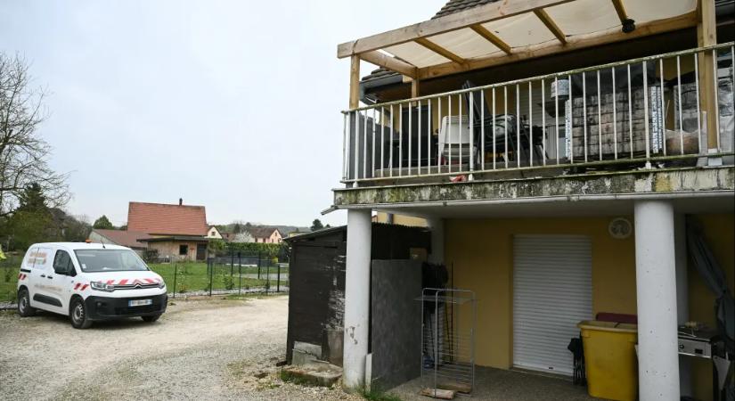 Két évig egy kisteherautóba zárva tartotta a kisfiát egy francia férfi