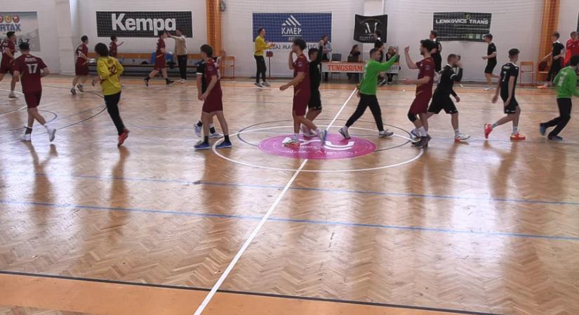 Hiába a 17 gól két játékostól, kikaptak a kanizsai kézisek