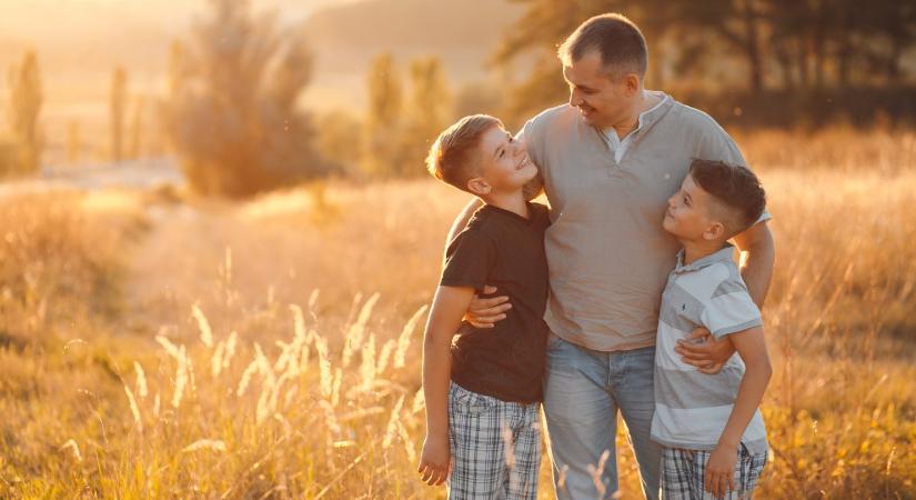 Kinek a gyerekeit nevelem?