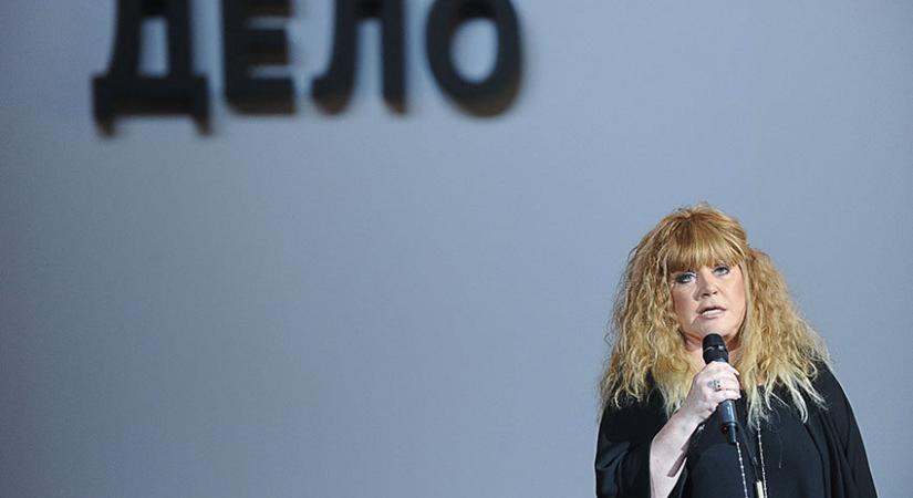 Pugacsova vörös posztó