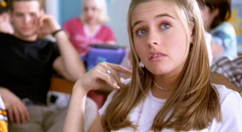 A Spinédzserek szőke szépsége volt: a 49 éves Alicia Silverstone egy tinédzser fiút nevel ma már