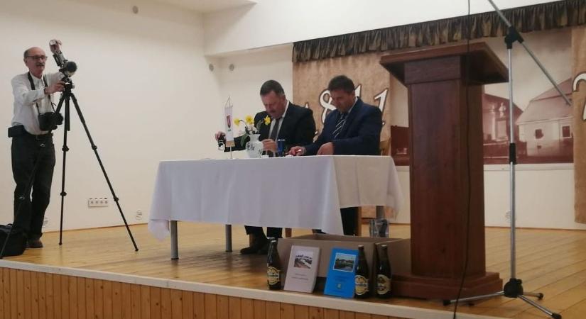 Erősödik a jász összetartozás, új testvértelepüléssel gazdagodott Jászdózsa