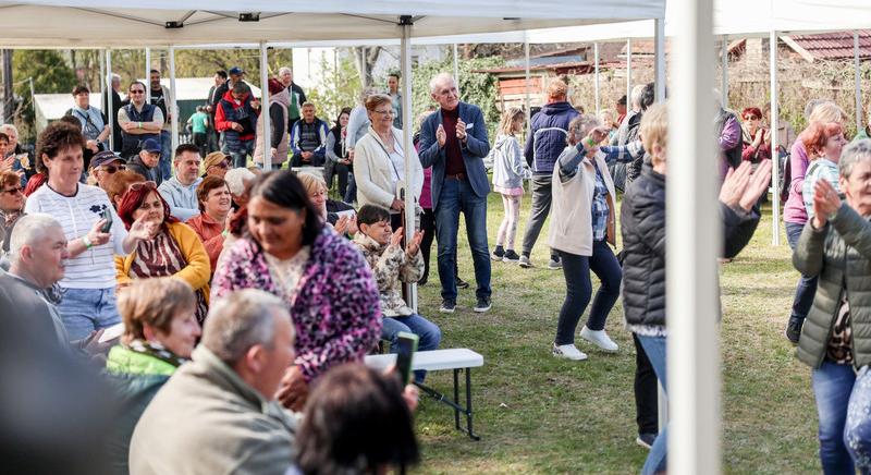 Finom falatok, jó hangulat, koncertek